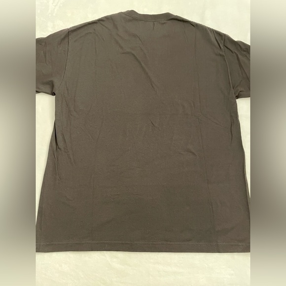 AC⚡️DC EMBROIDERED LOGO OFFICIALLY LICENSED  T-SHIRT MENS XL (NEW WITHOUT TAGS) - Picture 8 of 10